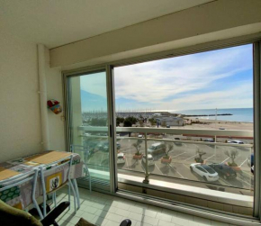 Le Cap D'or- Beachfront with air conditioning!